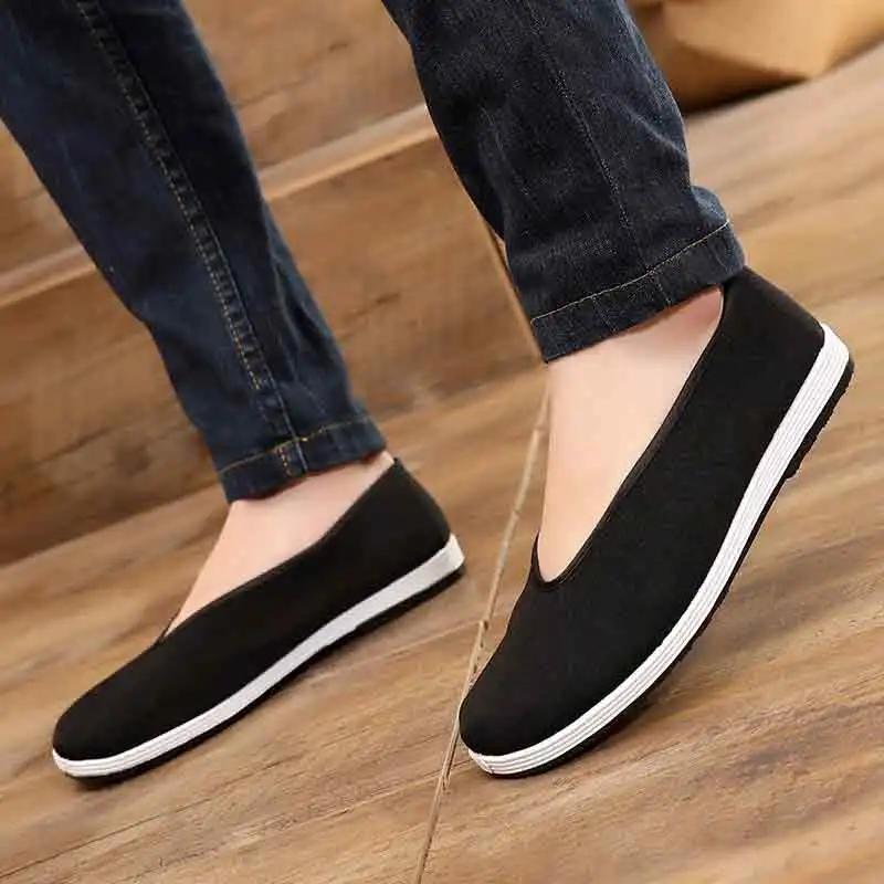 Chinese Traditional Martial Arts Shoes Men Kung Fu Wing Chun Tai-Chi Wushu Black Cloth Old Beijing Casual Shoes Sport Sneaker