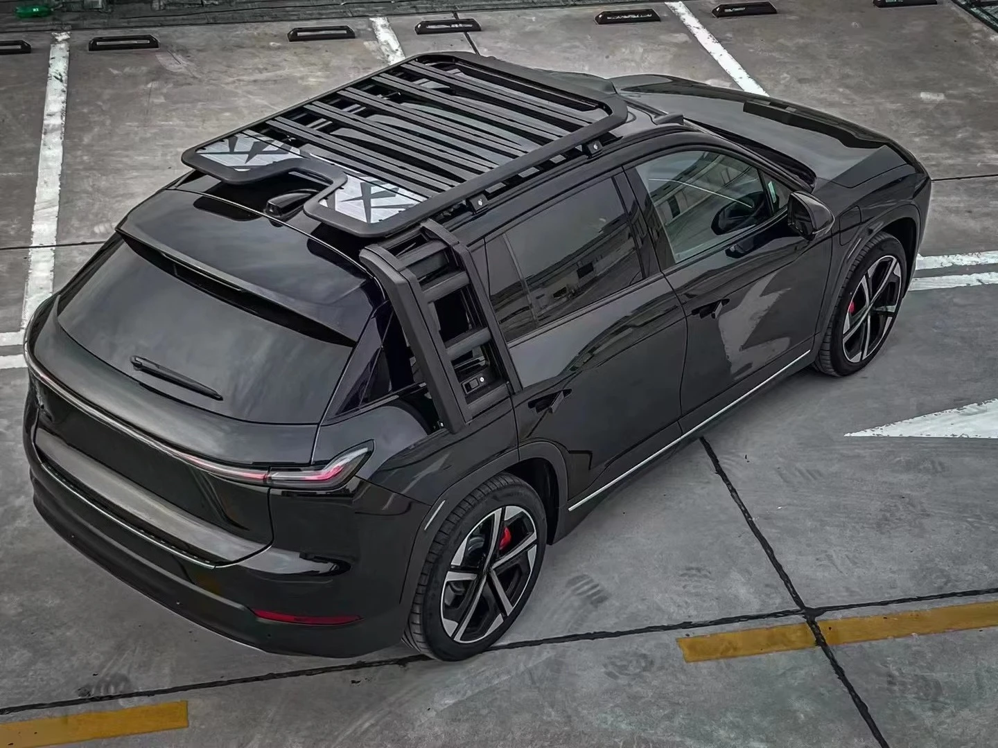 Stainless Steel Top Roof Cargo Carrier Black Powder Coating Roof Rack for 2023 tank 500 ROOF PLATFORM