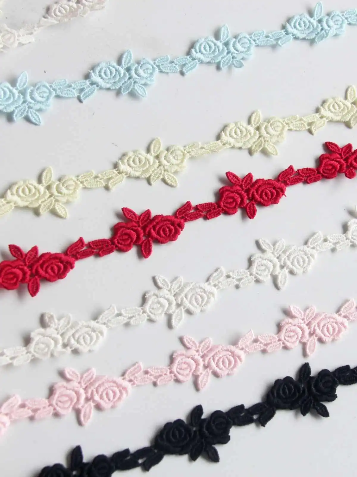 5Yards Silky cotton water soluble embroidery lace fine lace small rose skirt edge decoration clothes DIY accessories 1.5cm SC552