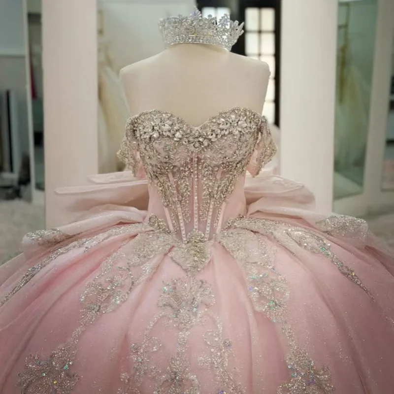 

Light Pink Quinceanera Dresses off-shoulder Glitter Crystal 3D Flower Decal Long tail Big Bow Vestido De 15 Quinceanera Customiz