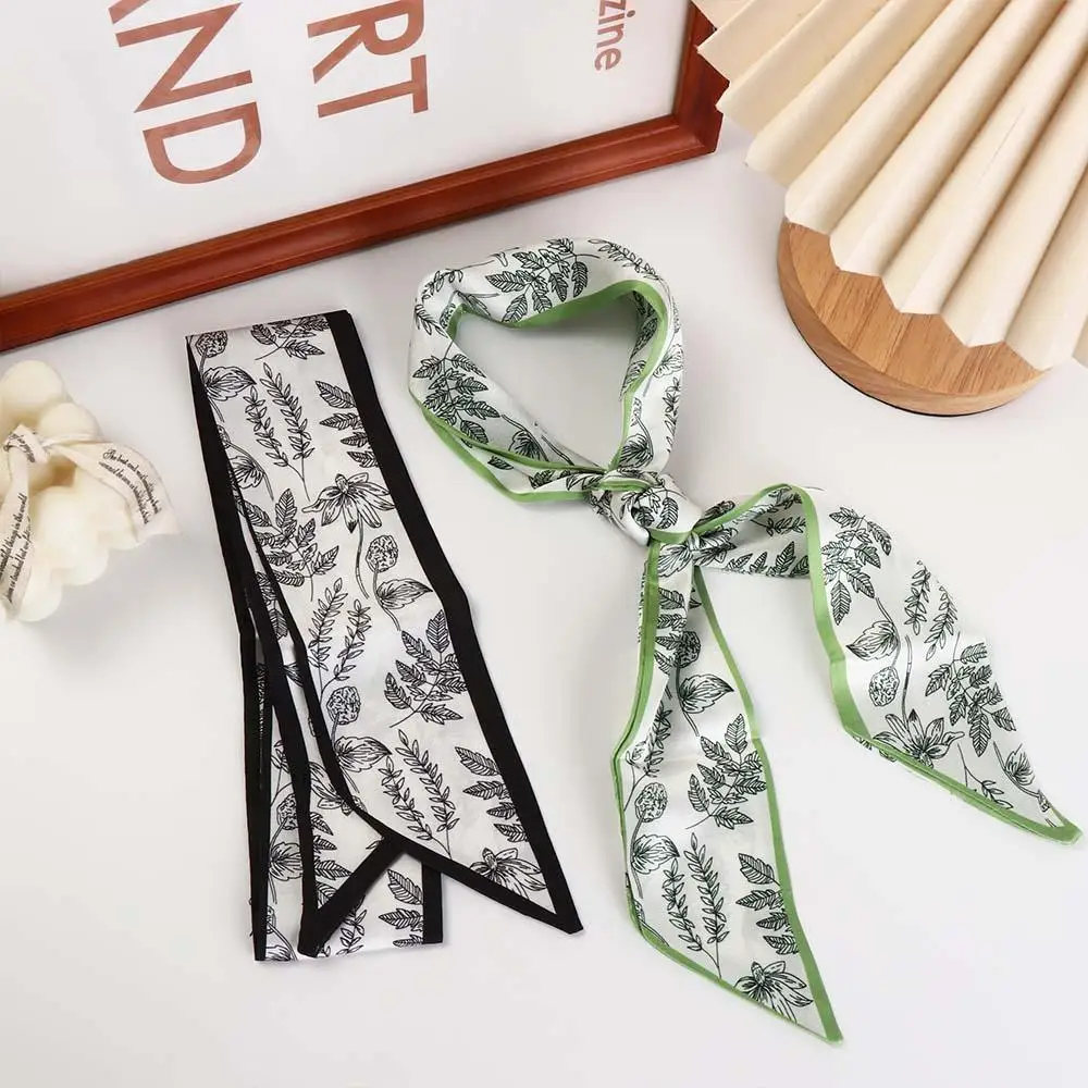 Sciarpe in stile coreano Ins foulard lungo foulard nuove fasce per capelli fascia sciarpa stampata a fiori sciarpa di seta in raso con nastro per capelli da donna