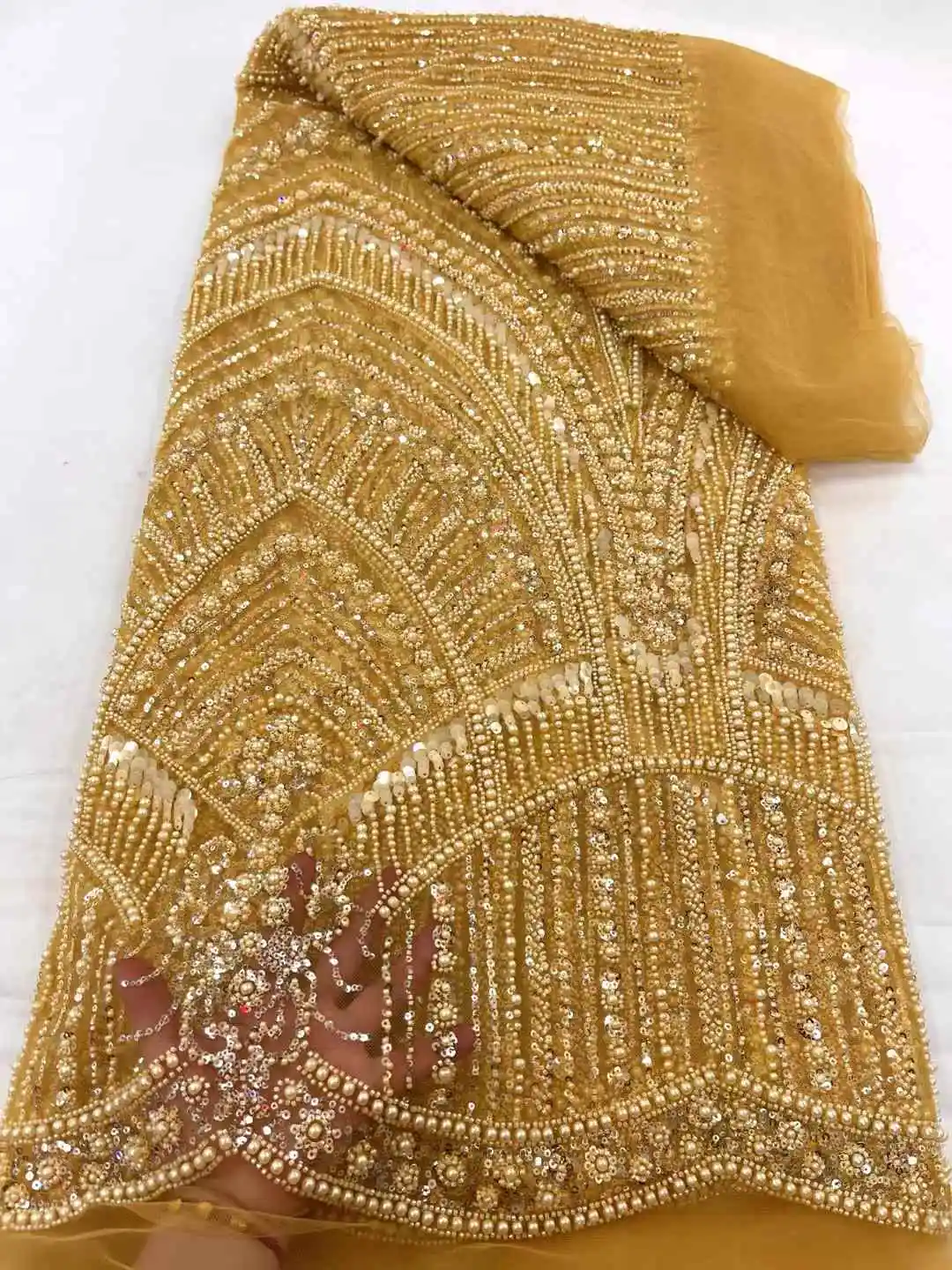 Tissu de dentelle perlée de broderie de maille française de luxe, tissu de paillettes de NigWin africain, matériel de couture de robe de mariée, 2024