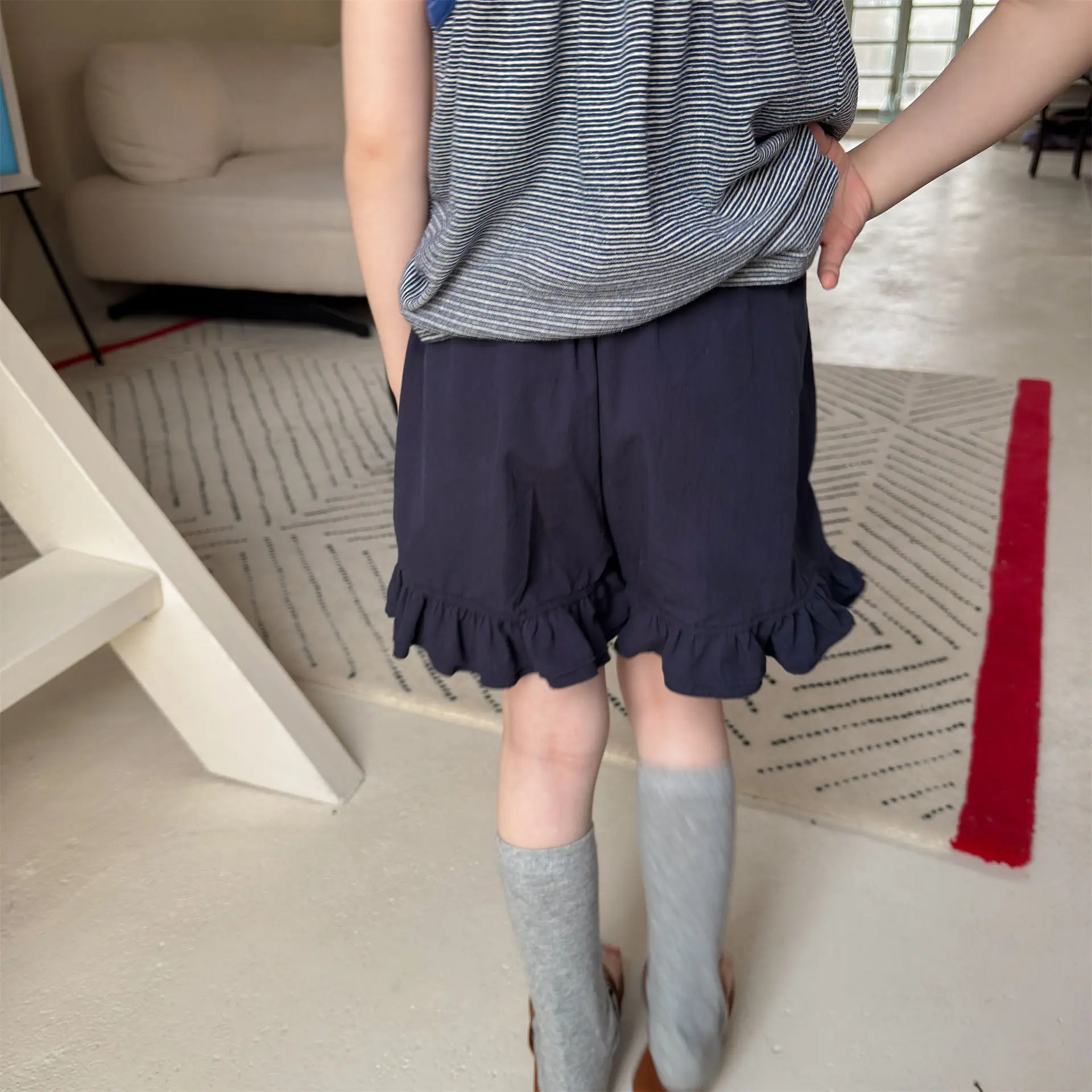 

2026 Summer New Children Shorts Cotton Girls Sweet Lace Flower Bud Shorts Fashion Toddler Casual Shorts Solid Kids Clothes