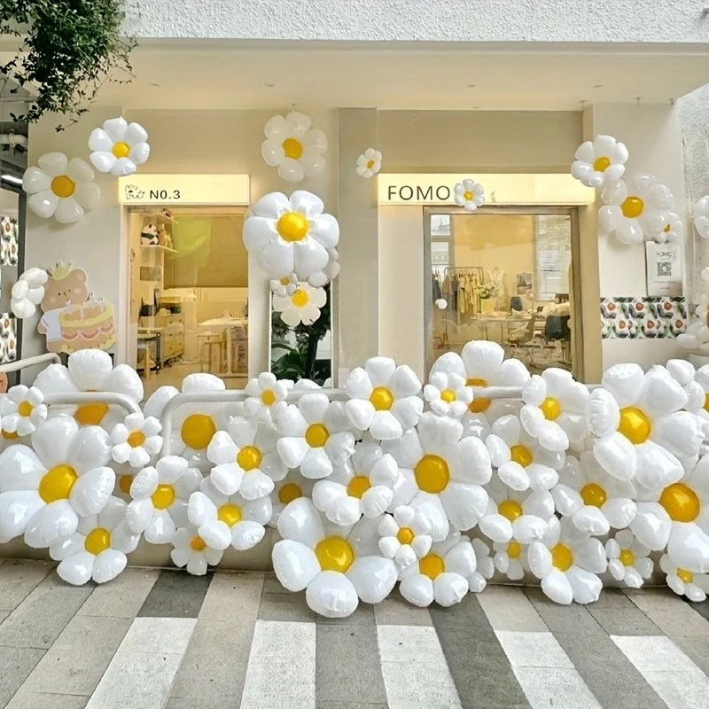50 Stück weiße Gänseblümchen-Aluminiumfolienballons – wiederverwendbare Geburtstags-Foto-Requisiten, Frangipani-Blumendekoration für Party-Fotografie im Freien