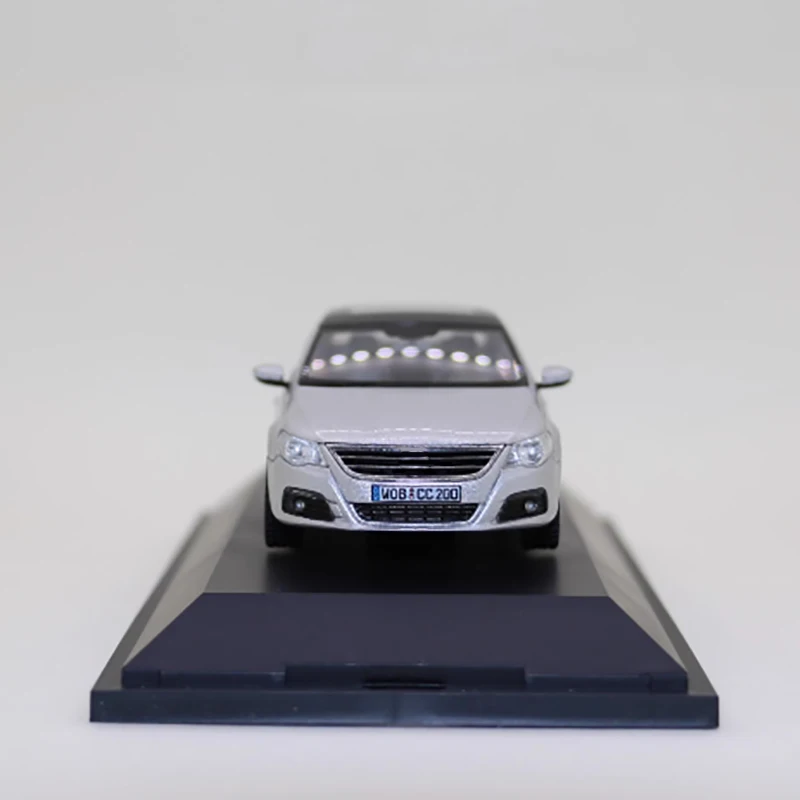 Diecast 1:43 Scale Schuco Alloy Passat CC Car Model Finished Product Simulation Toy Collection Gift Display Souvenir