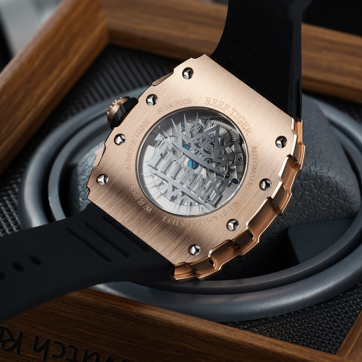 Imagem -06 - Reef Tiger-relógio Mecânico Multifuncional para Homens Relógio Rose Gold Tonneau Tourbillon Design Relógio Automático à Prova Dágua Rga3009