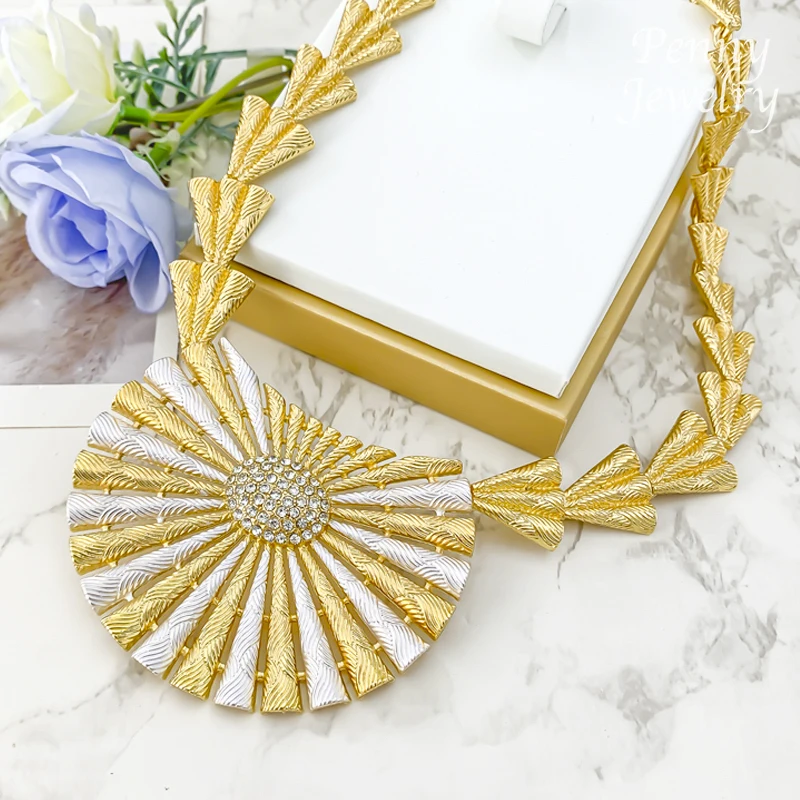 Personalized 18K Gold Plated 4Pcs Jewelry Set for Women Elegant Necklace Earrings Bracelet Ring Bridal Wedding Party Gifts