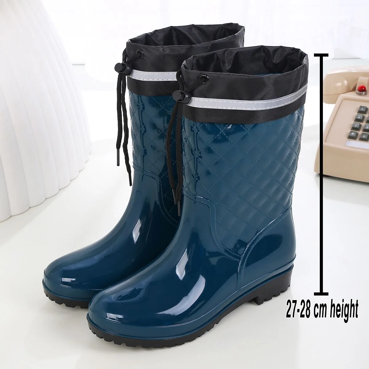 Minimalist style outdoor work kitchen anti slip waterproof drawstring drum mouth all season universal women's rain boots view 3