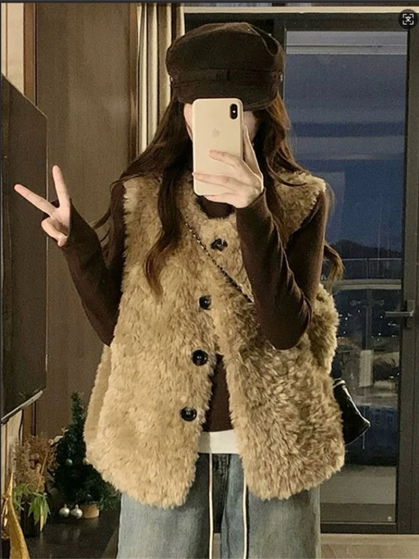 

Новая осенне-зимняя теплая пушистая жилетка из овечьего меха в корейском стиле, свободного кроя, с открытыми плечами, в стиле «французский шик»...