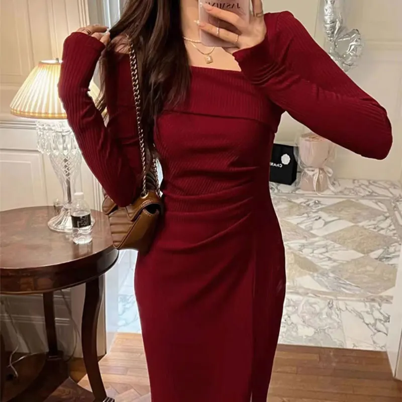 

Elegant Skew Collar Midi Dress Women's Clothing French Style Folds Autumn Winter New Vintage Fashion Split Waist Bag Hip Dresses