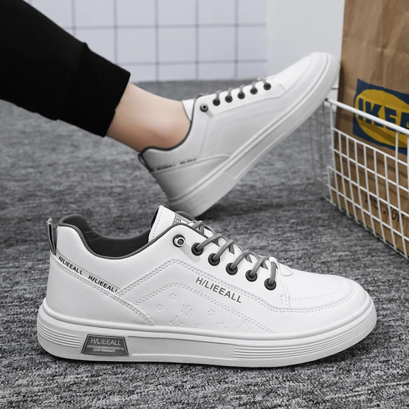 Summer Men Shoes New Breathable White Shoes Men Korean Style Trendy Versatile Thicksoled Sports and Leisure Sneakers