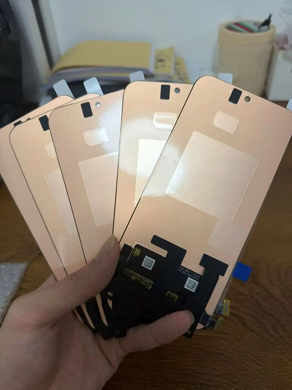 Original AMOLED For Oppo Reno15 Pro CPH2813 Reno15 Pro Mini LCD