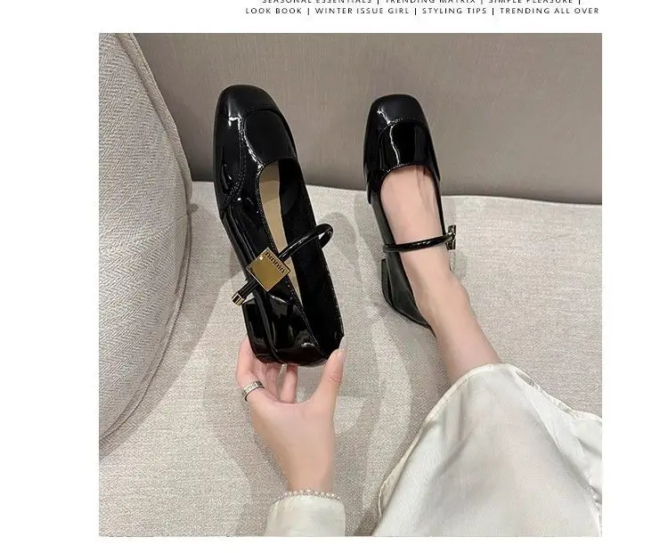Hot 2025 Summer New Lightweight Very Good Unisex Sandals Shoes Shoes Cross Outdoor Beach Sandals Lightweight Shoes