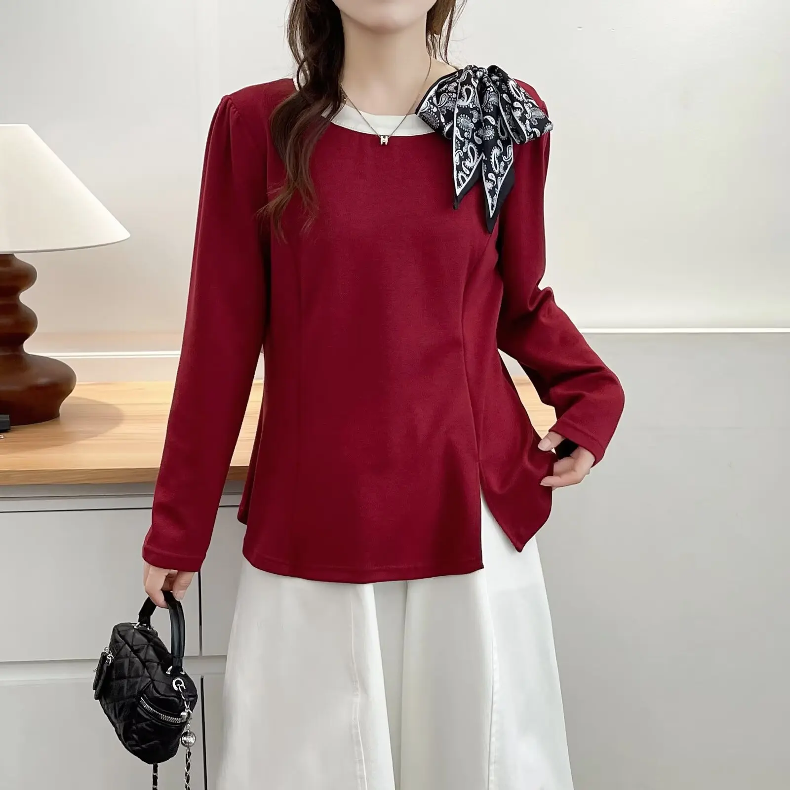 Fashion Plus Size Women's T-Shirt 2025 Autumn New Stylish And Elegant Neckline Silk Scarf Long Sleeved Tops 018