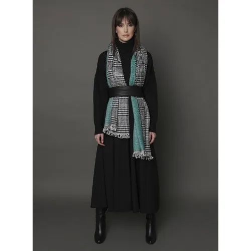 Mervin Shawl Double Sided Crowbar Patterned Shoulder Shawl-Black Green-Mervin Shawl