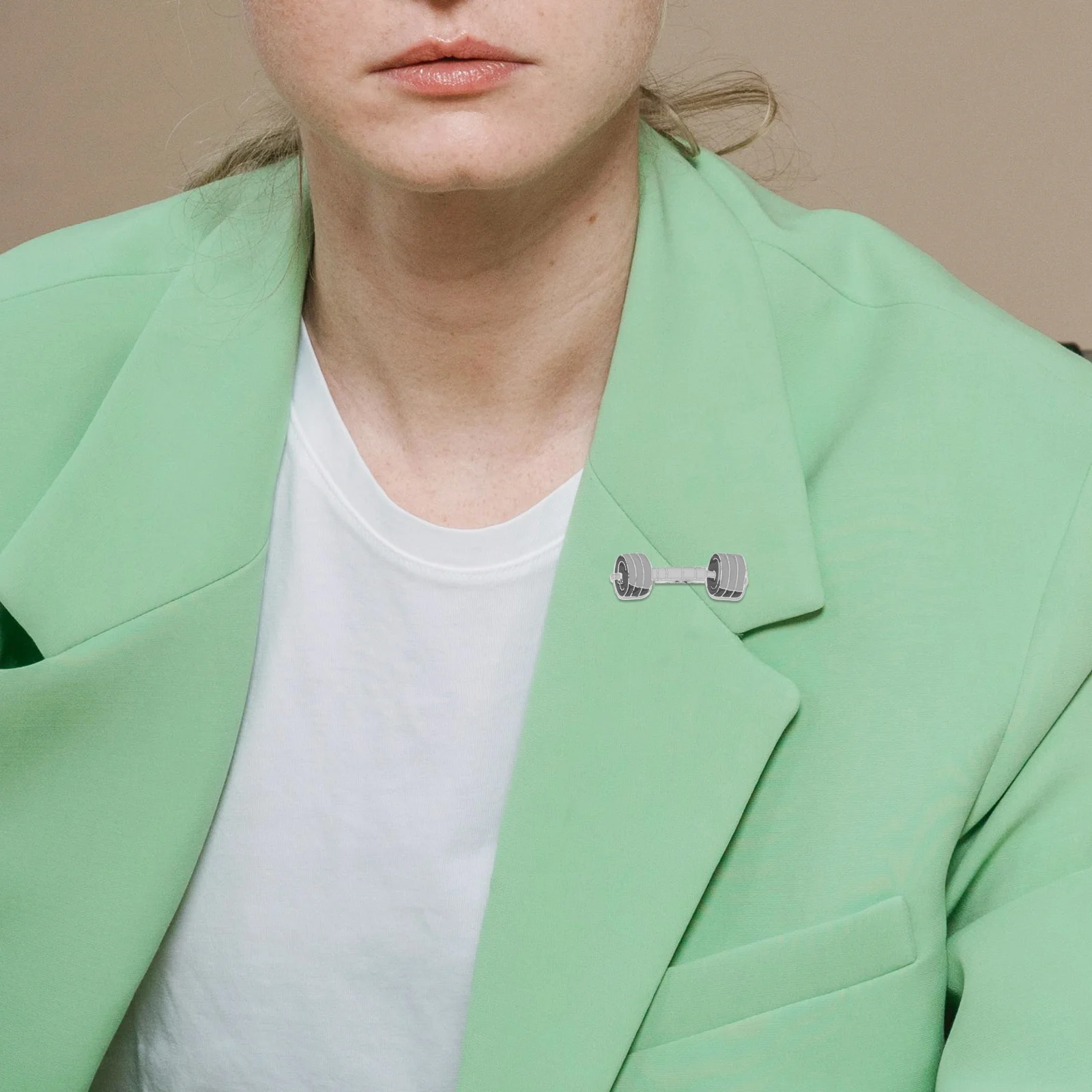 

2Pcs Zinc Alloy Dumbbell Fitness Badge Cartoon Brooch Lapel Pin for Backpack Decoration Funny Barbell Shape Enamel Pins