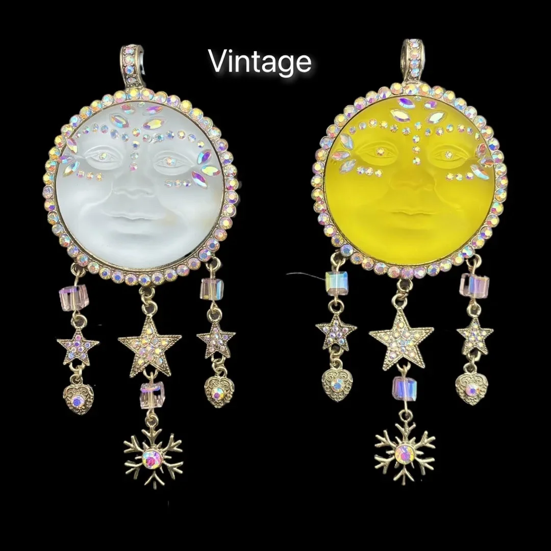 KF European and American Fashion Trend Vintage Moonstone Moen Face Stars Snowflake Tassel Multi-color Magnetic Pendant