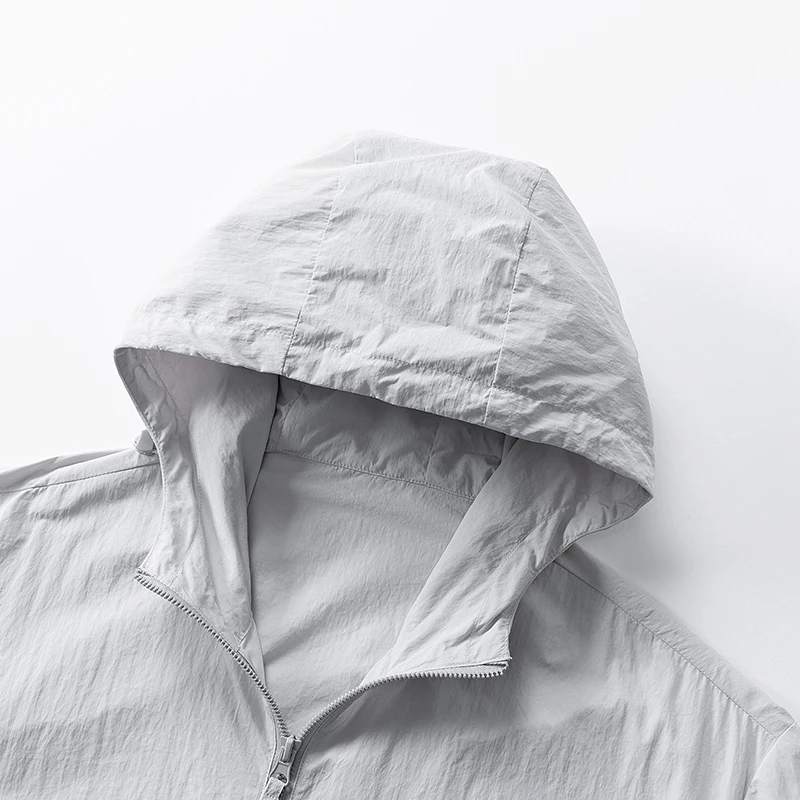 UPF50+ Sommer-Eisseide UV-Schutz Kapuzenjacke für Herren, Outdoor-Angeln und Wandern, Anti-UV-Mantel, Atmungsaktiv und Schnelltrocknend – Detail 12