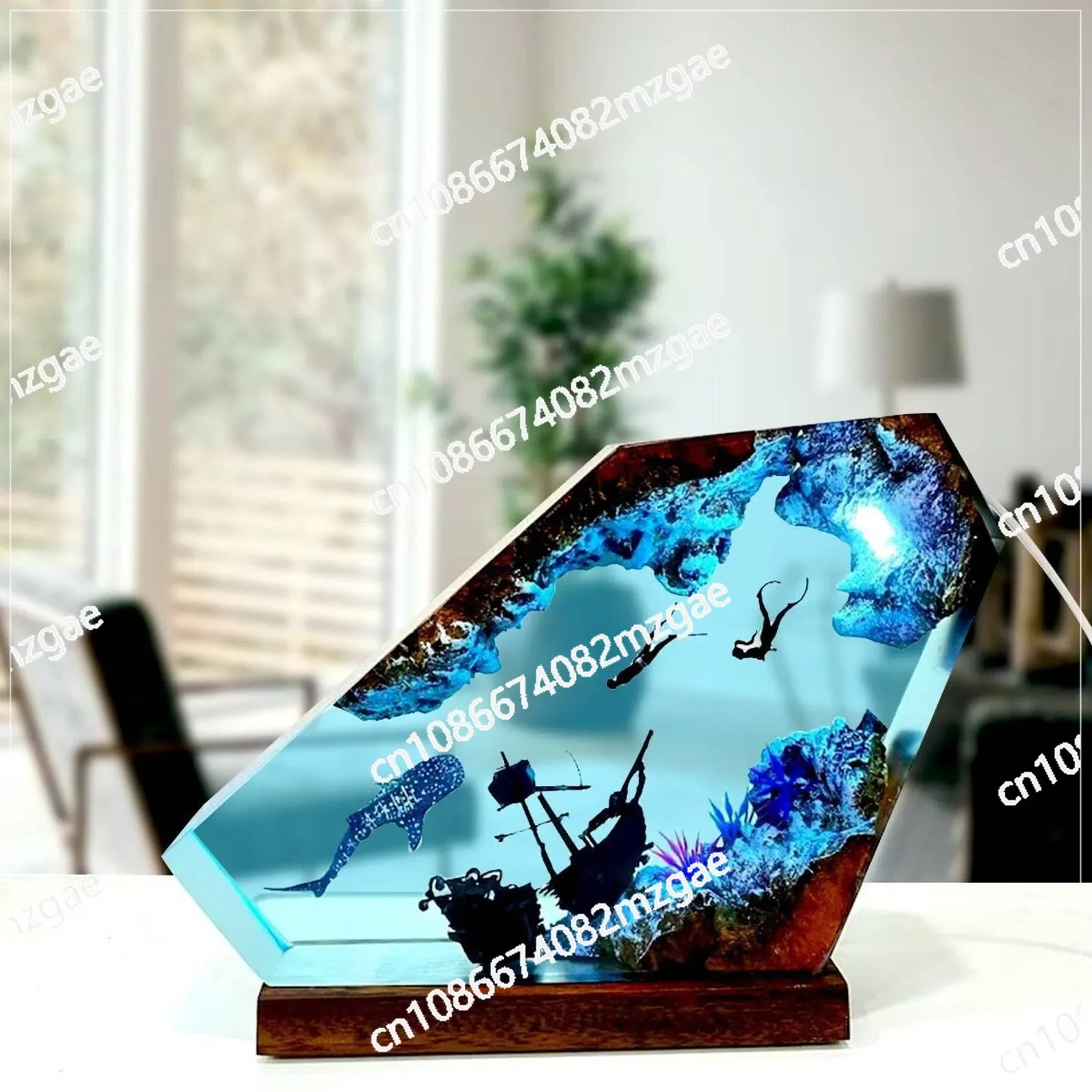 

Epoxy Resin Craft Ornament Whale Shark Diver and Shipwreck Marine Resin Lamp Holiday Gift