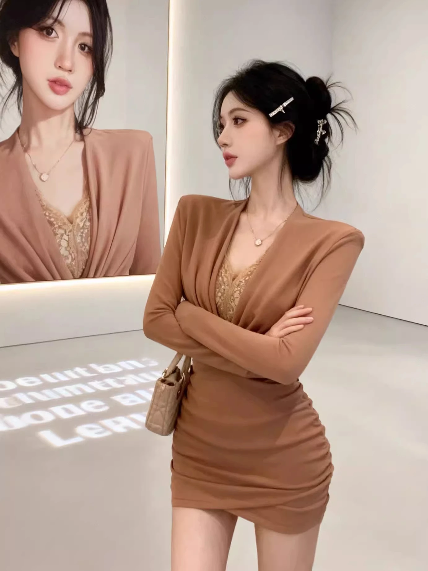 

Сексуальное кружевное платье с v-образным вырезом и высокой талией, длинное свековое женское модное осенне-зимнее X-образное утягивающее платье