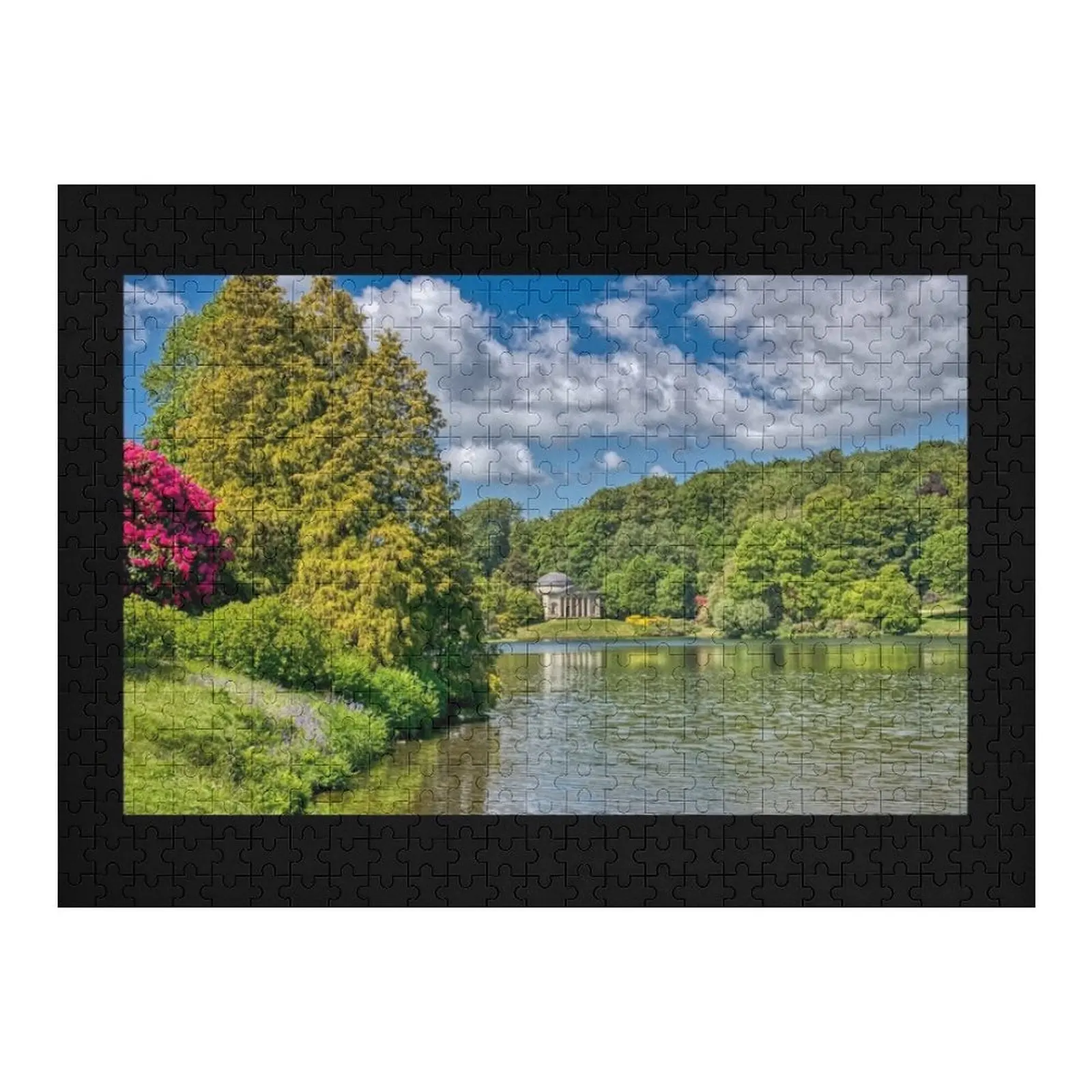 

Looking at the Pantheon at Stourhead Gardens Jigsaw Puzzle Diorama Accessories Customs With Photo Puzzle