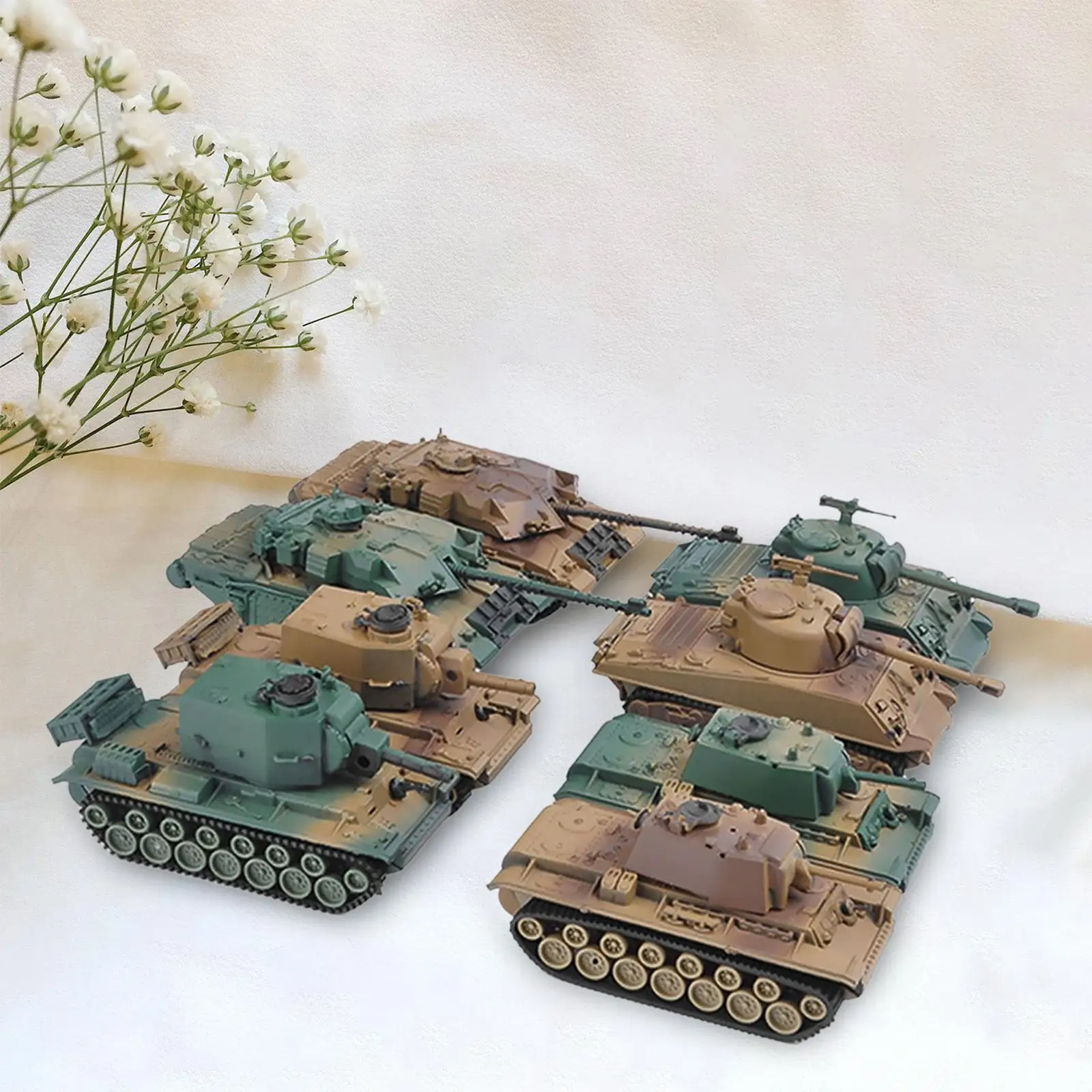 2x 8Pcs Plastic 1:72 Assemble Tank Kits Hobby Building Table DIY Model Battle Tank Ornaments