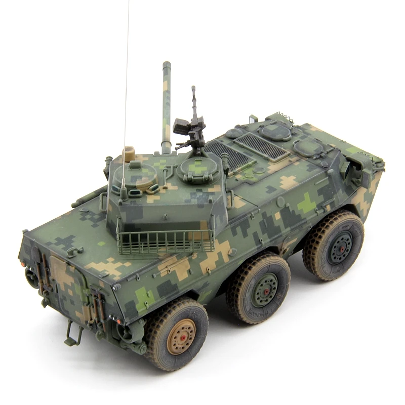 1: 72 UNS China PLL05 wheeled assault vehicle model 120MM jungle digital camouflage Finished product collection model