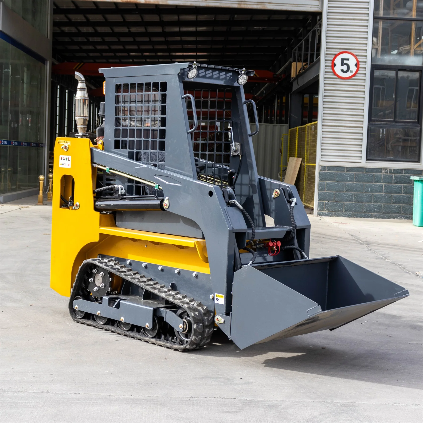 CE Approved Skid Steer Hydraulic Pump Sliding Loaders High Quality Crawler Skid Steer Loader For Sale for sale