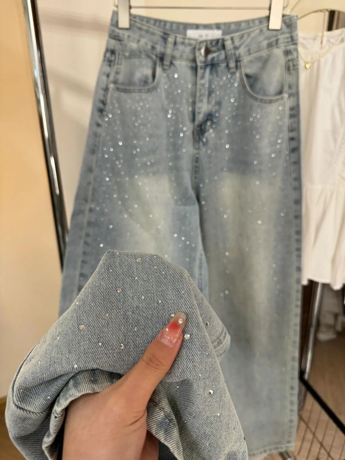 

Shiny Rhinestone High Waist Straight Leg Jeans Women's Spring 2026 New Style Slimming Long Pants Trendy Cotton Denim