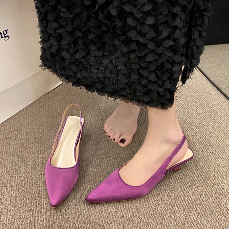 

Женские повседневные удобные сандалии с острым носком на низком каблуке для лета, улицы и вечеринок, большие размеры, гладиаторские сандалии