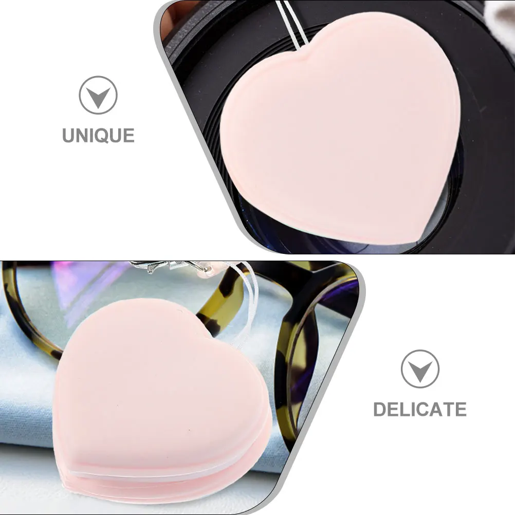 

Heart Shaped Screen Cleaner Wipes for Phone Eyeglasses Lens Portable Macaron Cleaning Cloth Rope Hanging Practical Durable