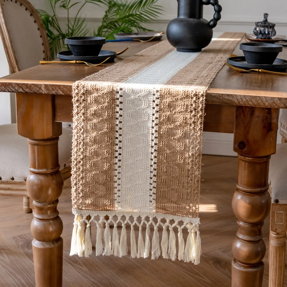 

American Style Cotton and Linen Table Runner Rustic Solid Color Festival Dining Table Cover with Tassel Rectangular Tablecloth