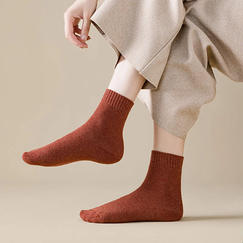 

Cozy Indoor Time Plush Indoor Socks Fleece Floor Socks Plush Home Sleep Socks Home AU 4.5-7.5 Home Relaxation Use