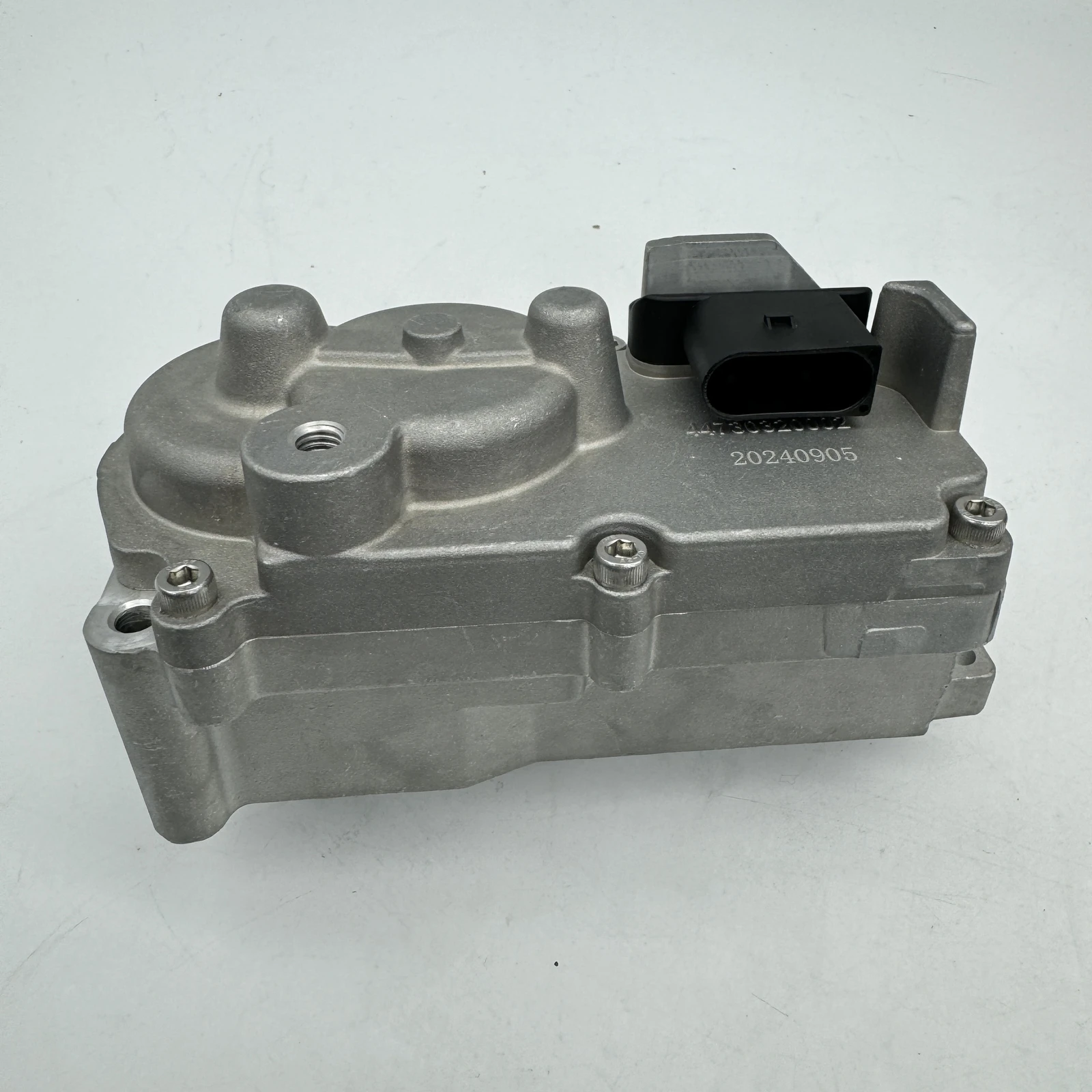 For 6382093 DSGENUINE X15 5501185RX Turbo Elektronische Actuator Kit 12 V HE300 VGT Turbo Actuator 5452695 4034429 6382093