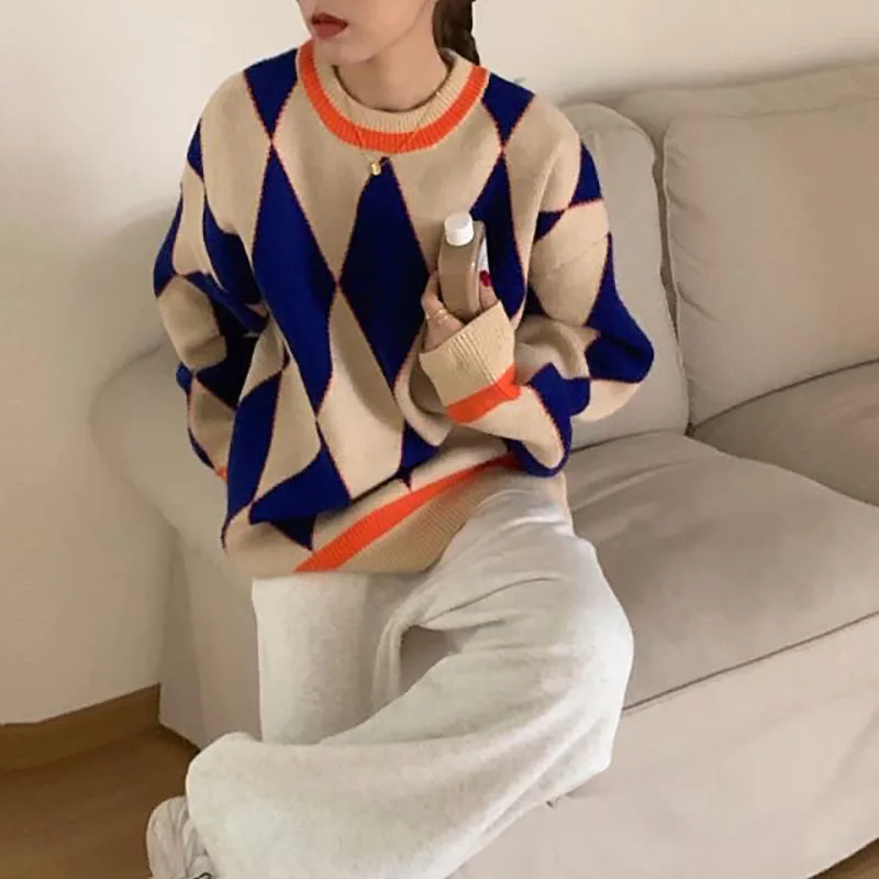 Fashion O-Neck Spliced Loose Plaid Color Sweater Women\'s Clothing 2023 Winter New Casual Pullovers All-match Knitted Tops