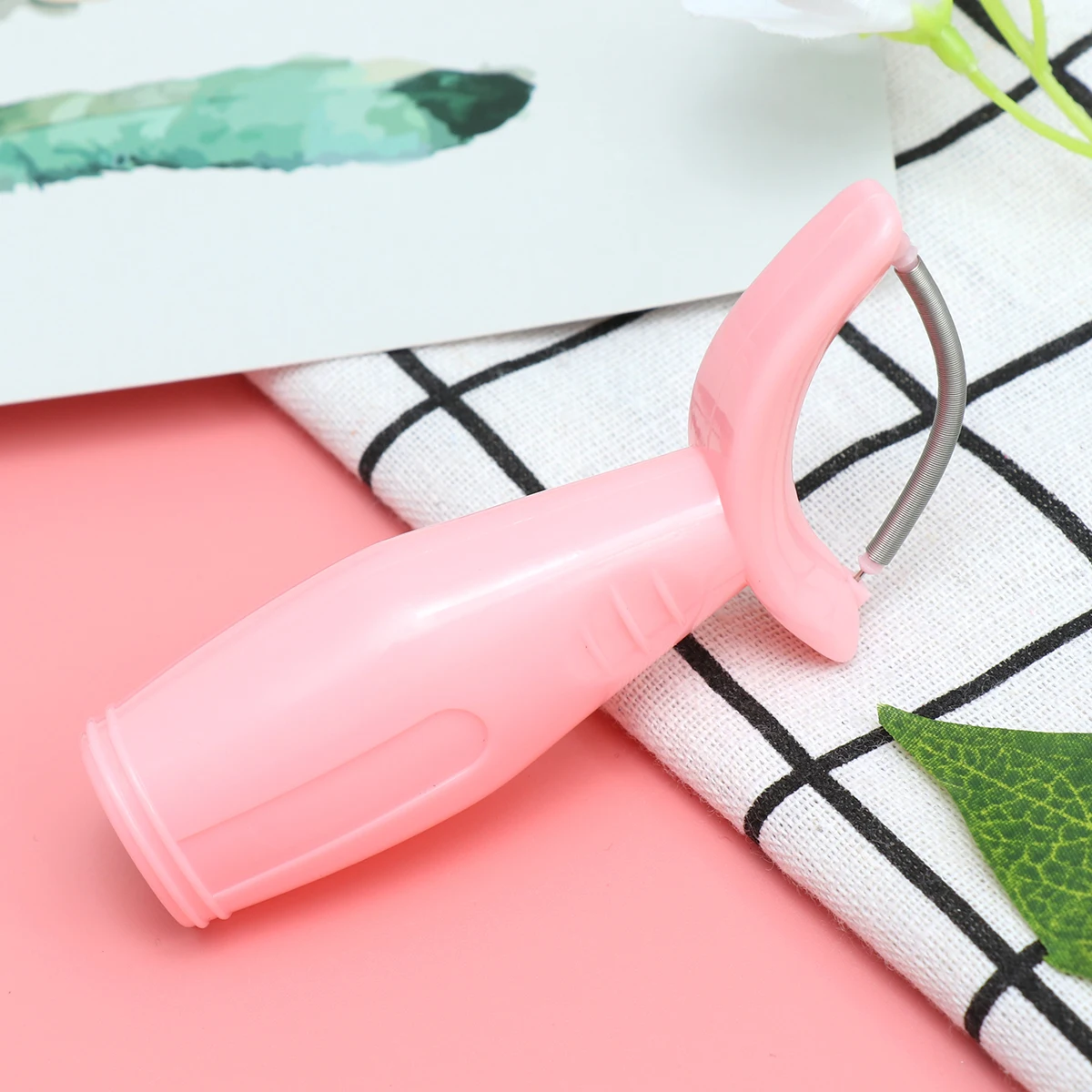 

Facial Hair Remover Spring Handled Epilator Threading Beauty Tool for Face Forehead Cheeks Upper Lip Chin Facial Hair Remover