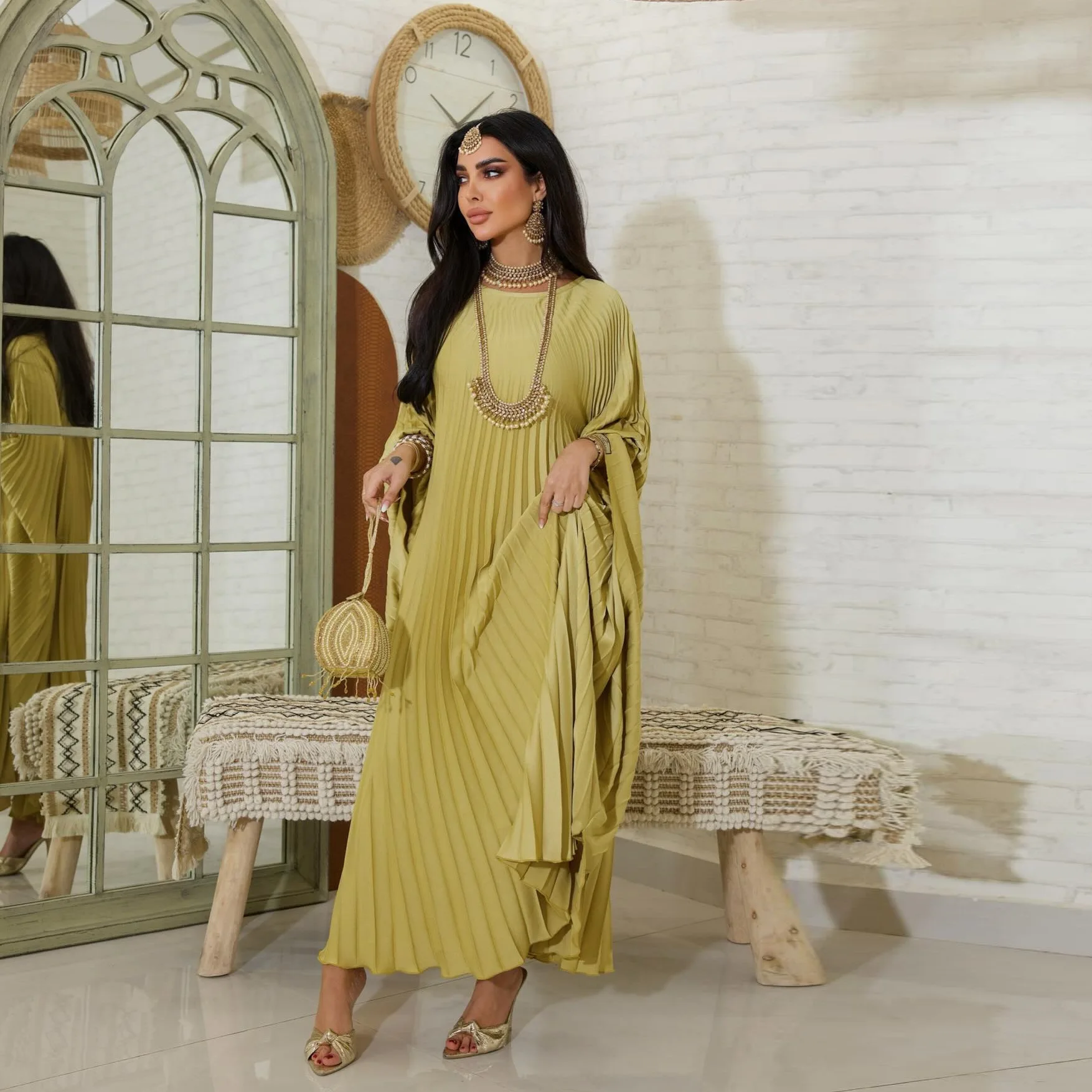 Abaya de Moda Musulmana Árabe - Street Fashion Dubai reseña y precio