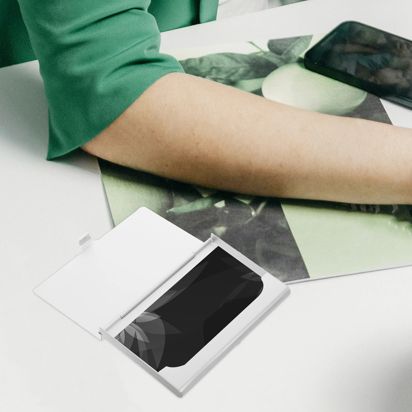 

Professional Business Card Box Compact Portable Metal Holder Desktop Organizer Large Capacity Cards Storage Box Office Accessory