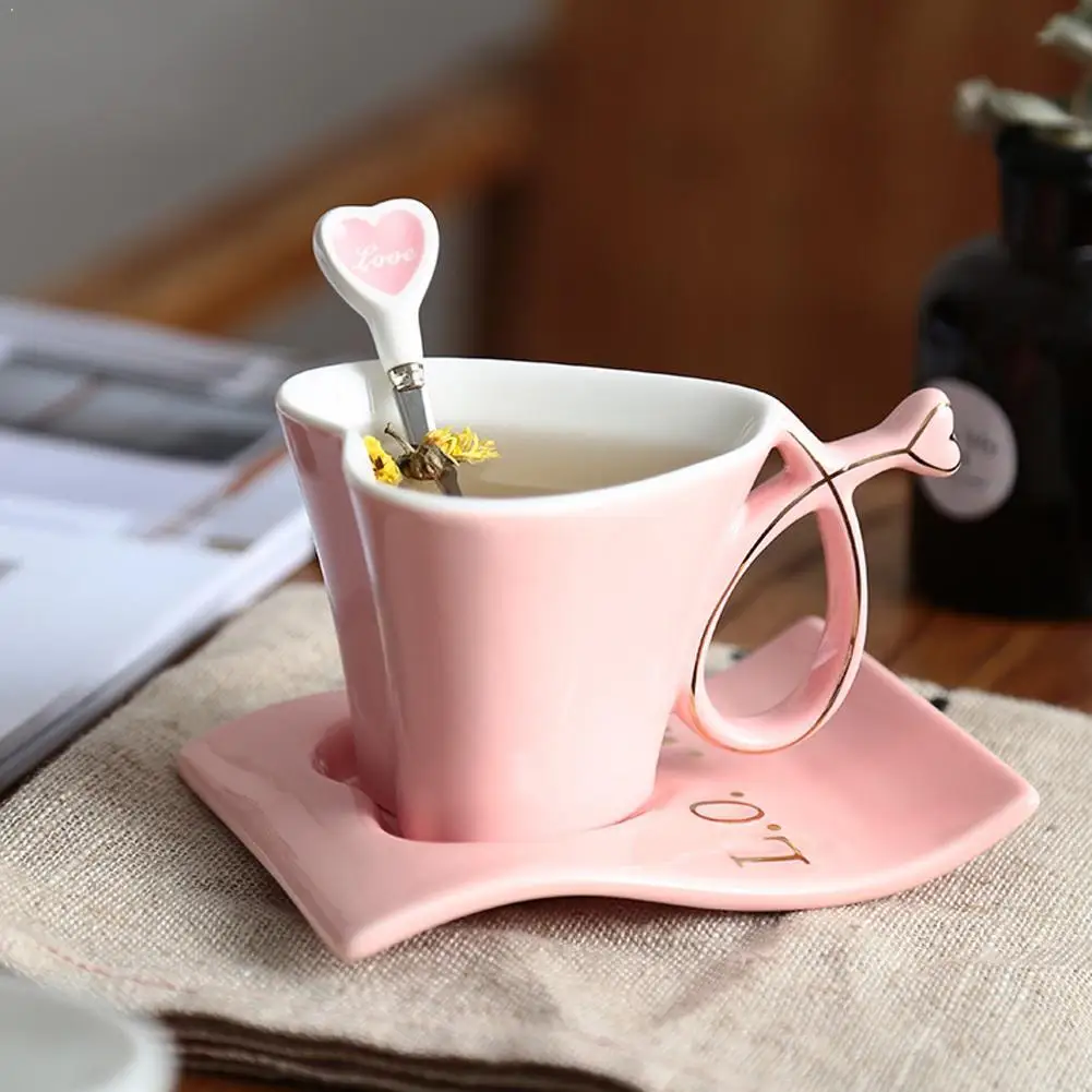

Ceramic Cup Creative Heart-shaped Couple Cup Coffee Cup Set European-style Pink Milk Mug Valentine's Day Ceramic Coffee Cup