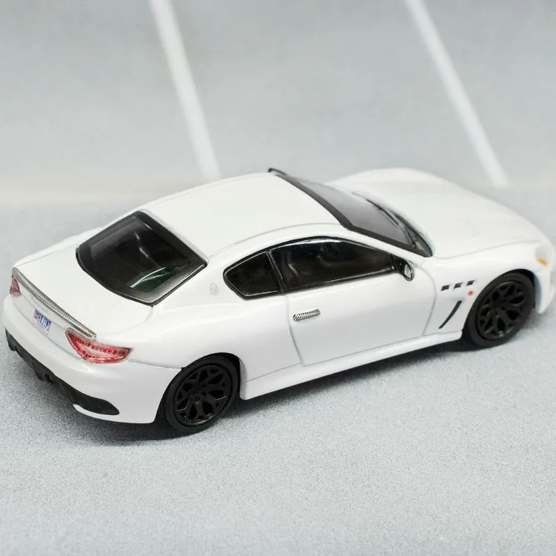 نموذج سيارة Shadow 1:64 Maserati GT مصنوع من خليط معدني، لعبة هدية مهرجان الأولاد، عنصر زخرفي قابل للجمع للبالغين. #5