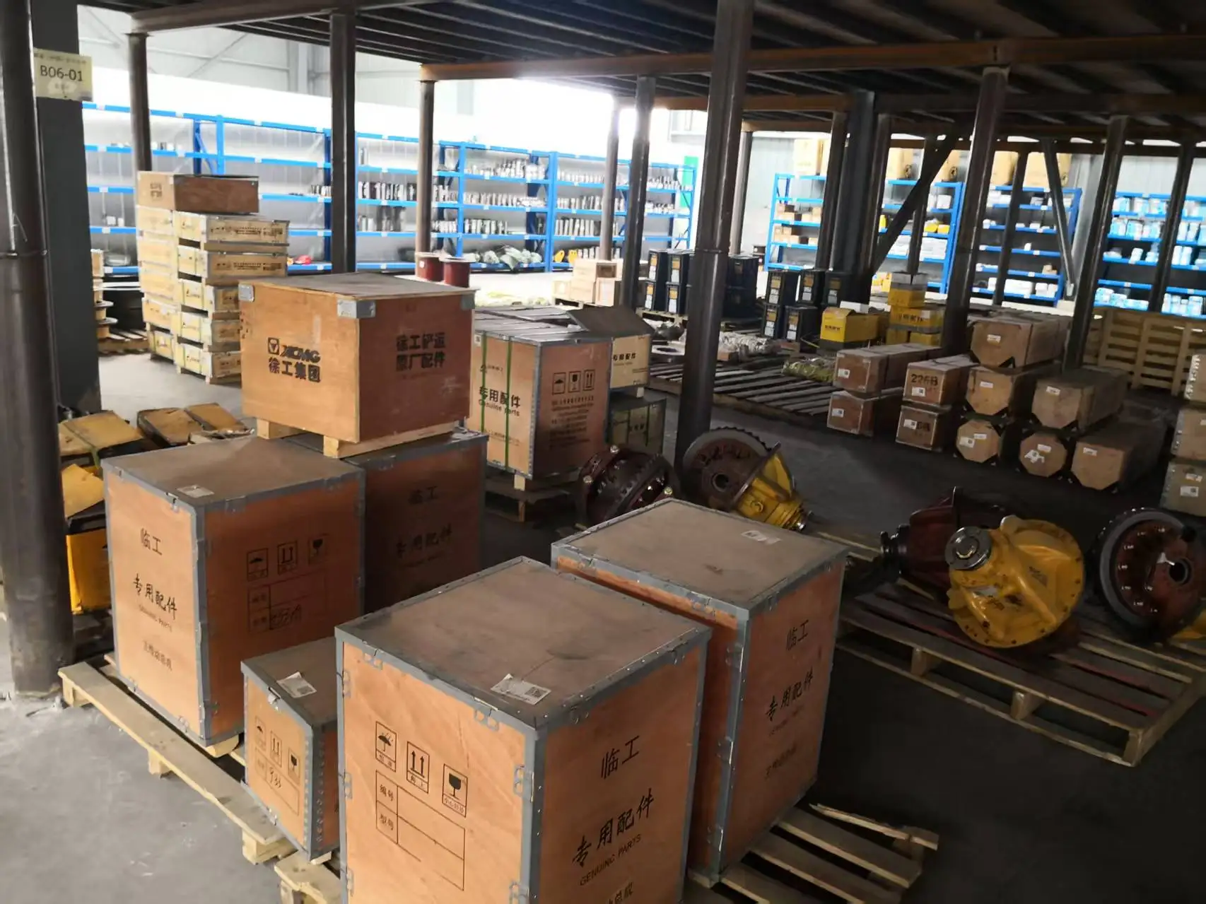 أجزاء علبة تروس نقل الحركة عالية الجودة 40007861 لوحة القابض والقرص