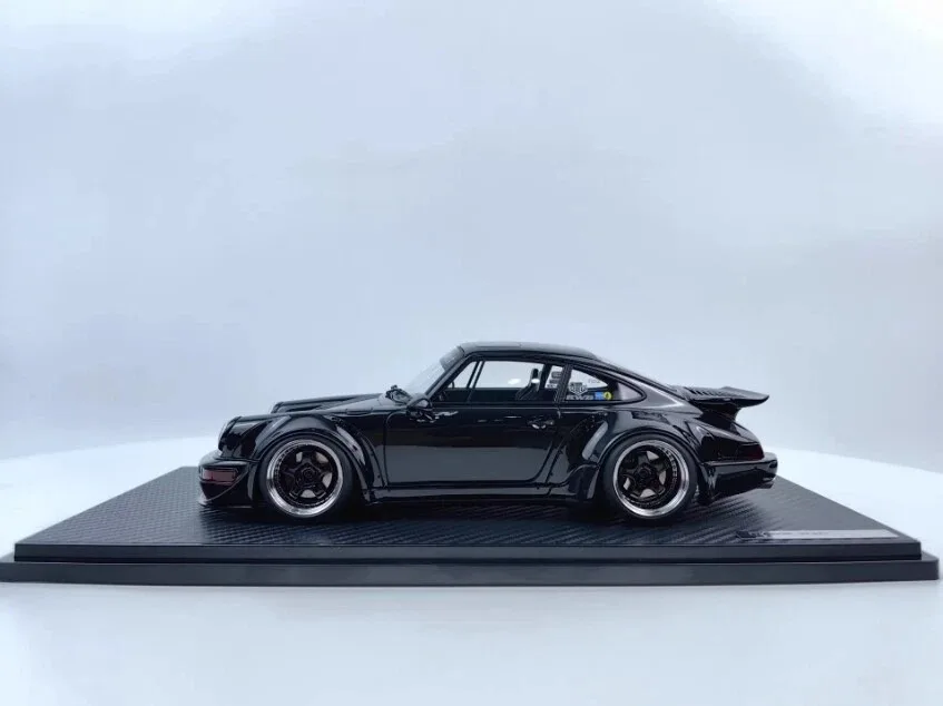 Modello di accensione 1/18 RWB 964 Resina nera fusa in edizione limitata IG3633