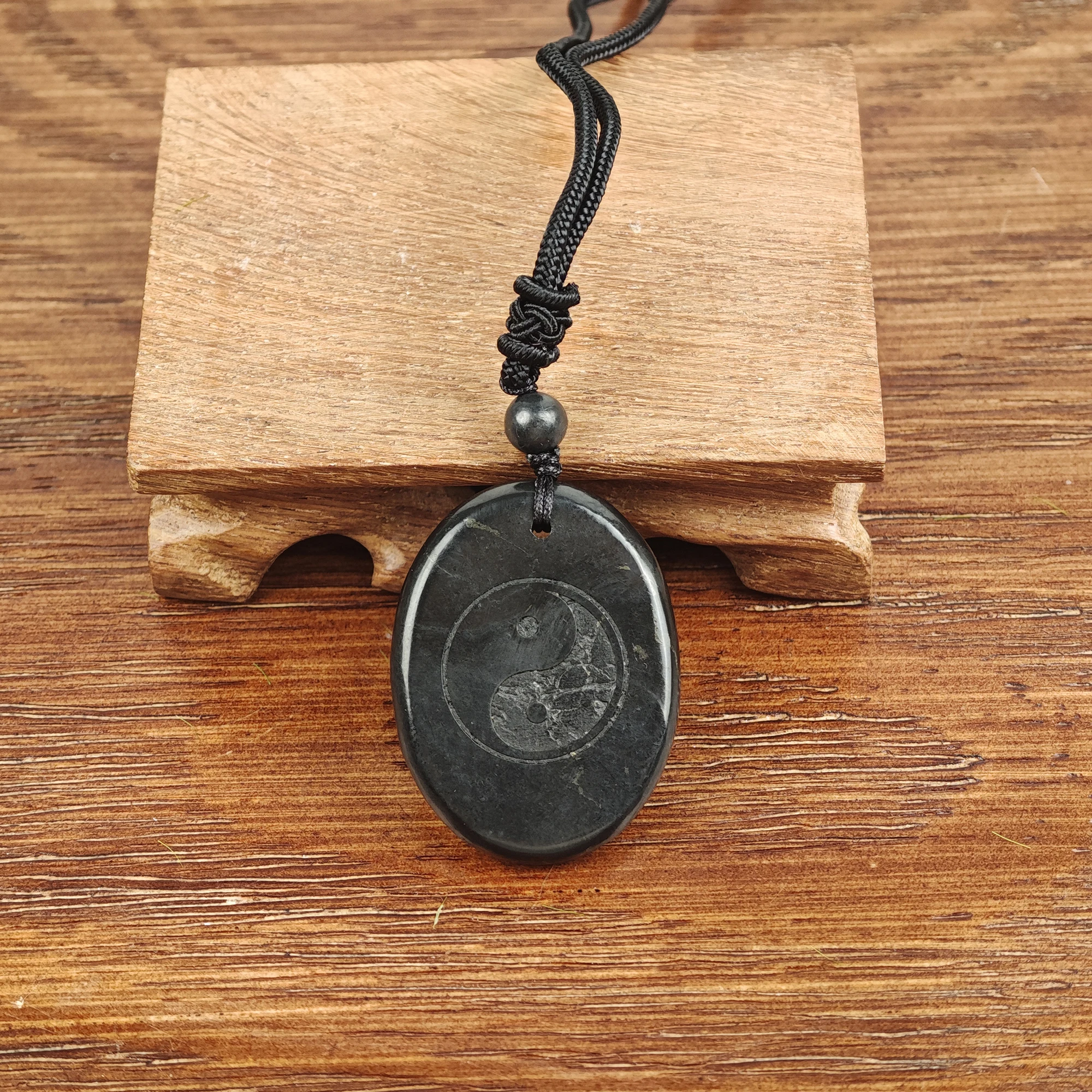 Natural Shungite Pendant Necklace with Yin Yang Symbol - Healing Crystal for Energy Balance and Spiritual Protection