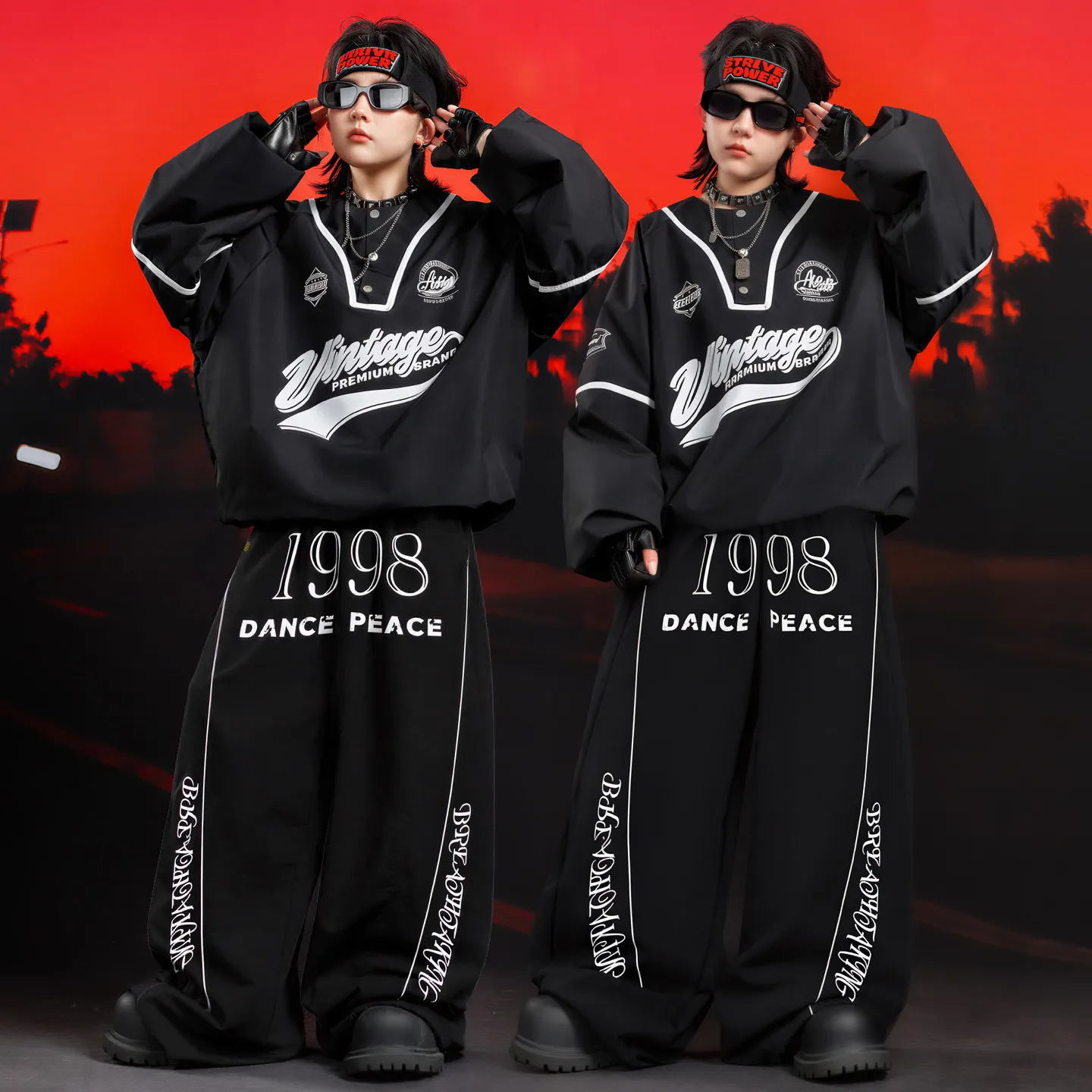 Children Streetwear Hip Hop Sweatshirts Pants Sets Boys Girls Kids Loose Sport T Shirt Trousers Tracksuit Stage Clothes Costume