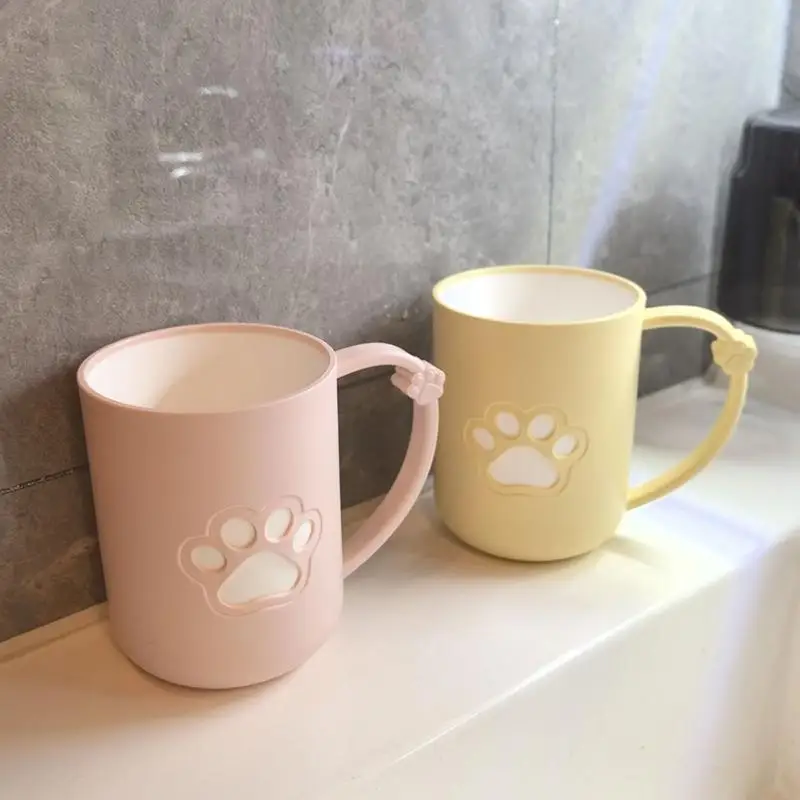 Bicchiere da bagno a forma di zampa di gatto con manico_voghion.com