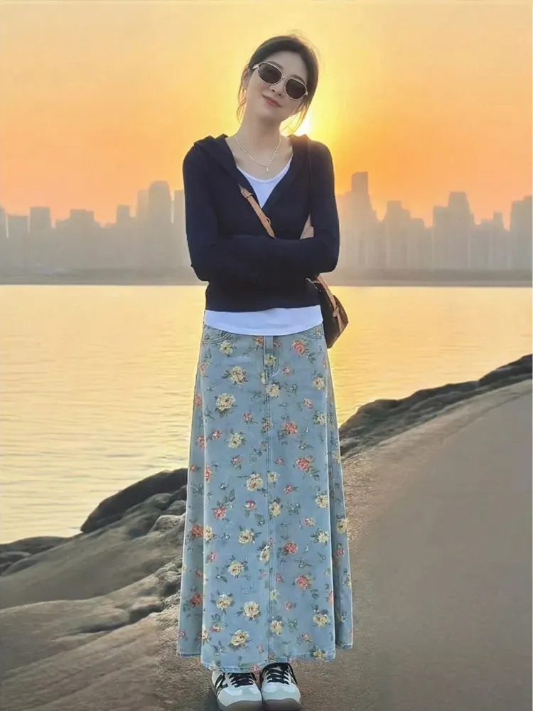 

Корейская джинсовая юбка миди с цветочным принтом и высокой талией, женская, весна 2026, приталенная, А-силуэт, длина в пол