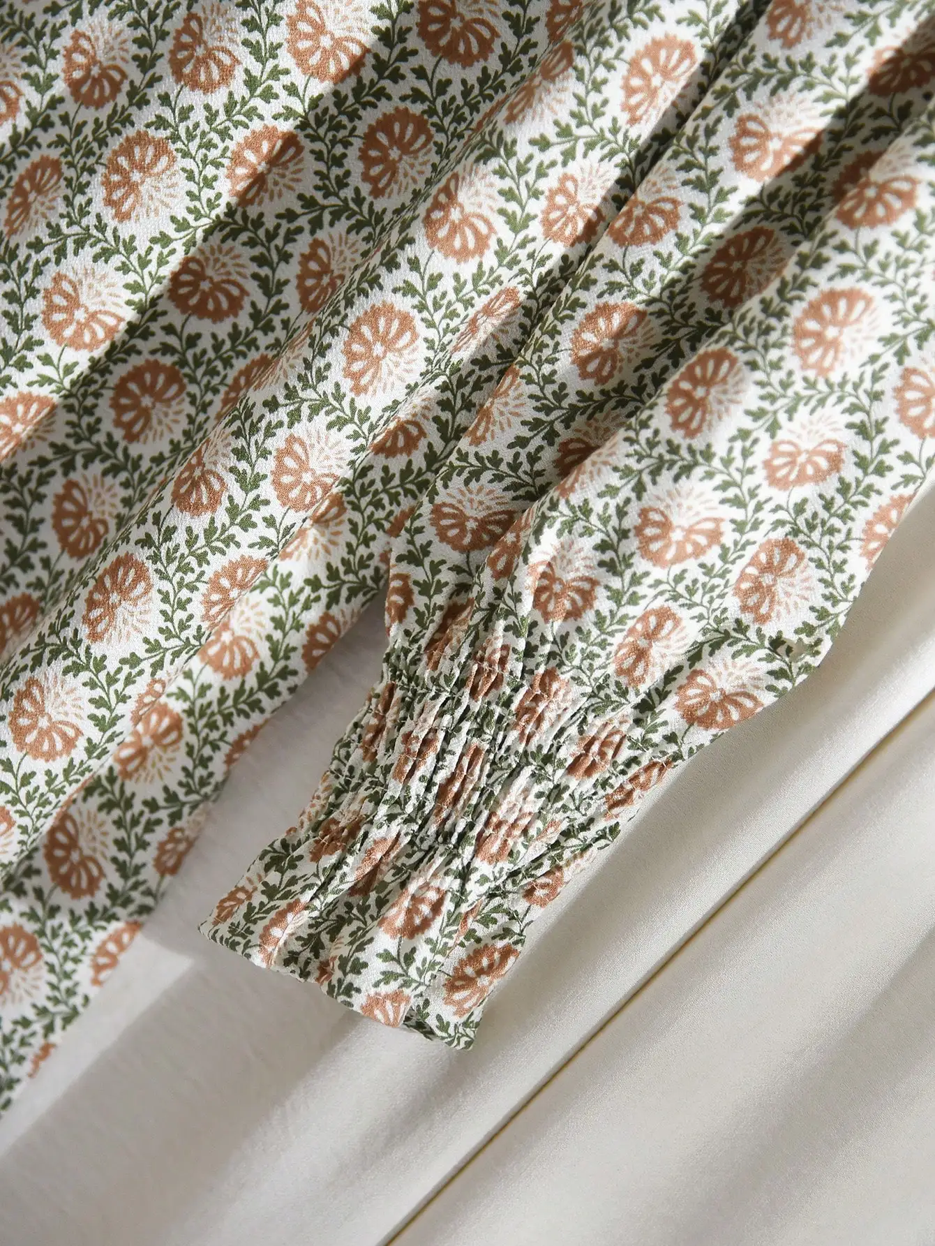

Women Floral Print Long Sleeve Loose Dress And Wide Leg Pants Set Casual Vacation Outfit