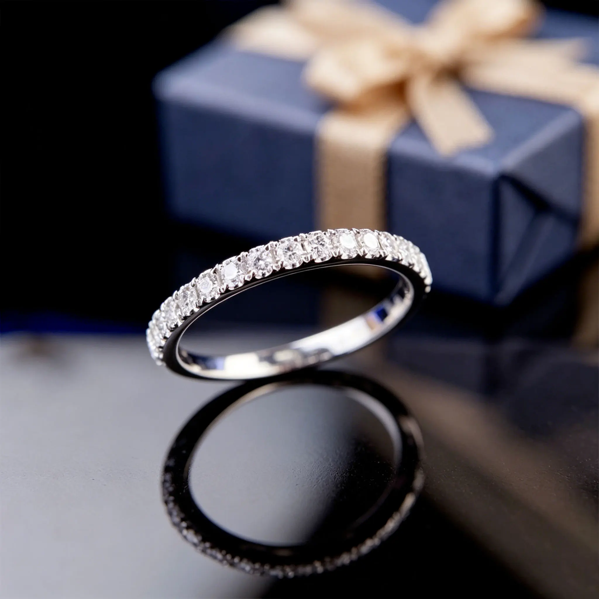 

925 sterling silver inlaid circular moissanite women's ring, fashionable, elegant and unique jewelry, the best gift for girlfrie