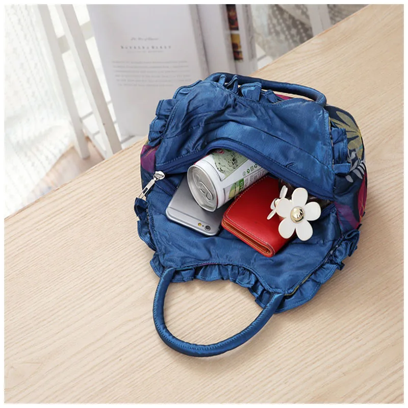 Lace Flower Ethnic Style Drawstring Embroidered bag Korean women\'s handbag Mommy bag Solid lace girls zipper handbag