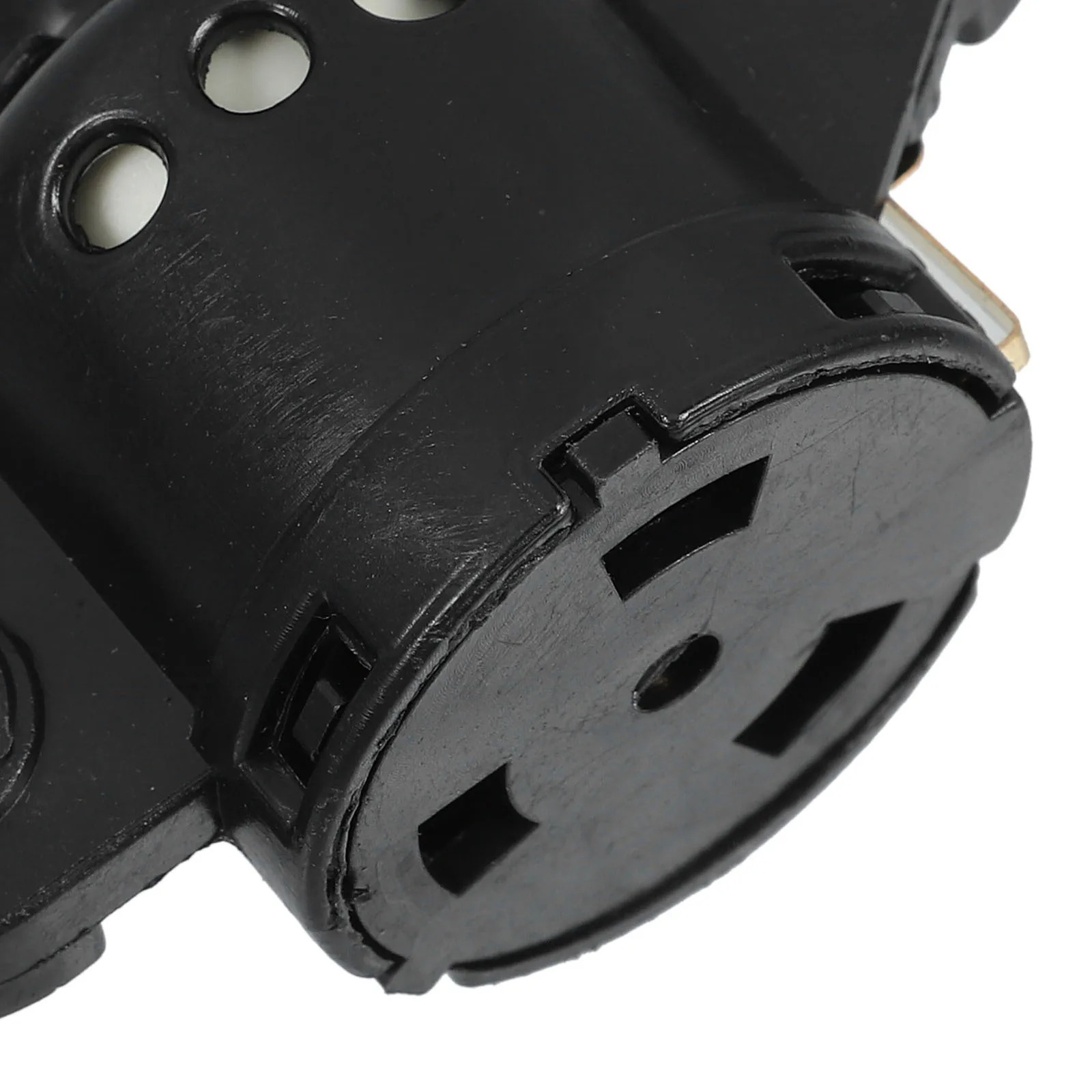 Precise Oil Pressure Sensor Assembly Engine Transducer for Car Low Oil Detection Stable Performance Easy Installation Mounting